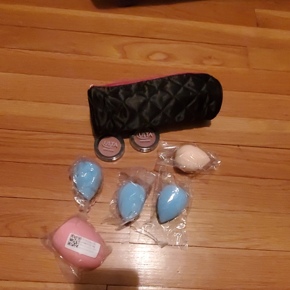 Makeup bundle